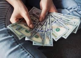 A Guide to Managing Your Money During the COVID-19 Pandemic