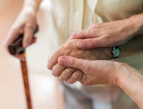 How to Select the Right Adult Respite Care Provider For Your Aging Parents